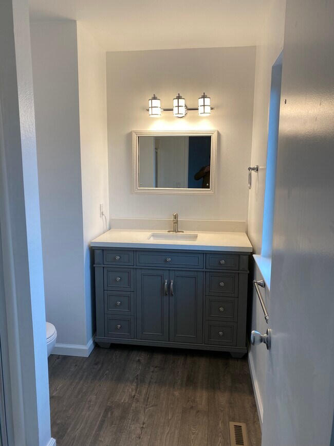 Bathroom - 17725 Greger St