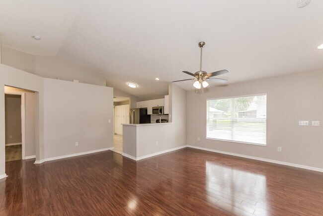 Foto del edificio - 6720 Summer Haven Dr