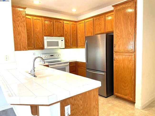 Building Photo - 4613 Sandyford Ct