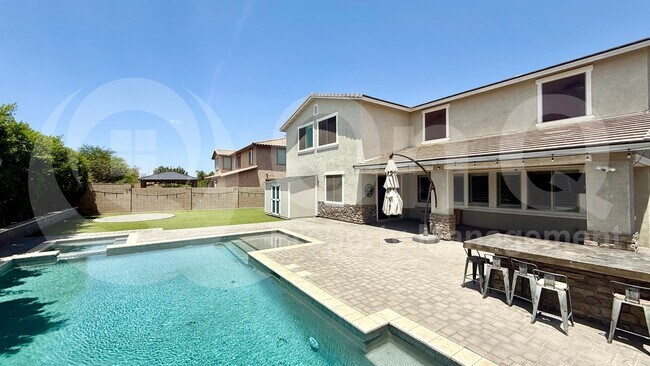 Foto del edificio - 22819 E Desert Hills Dr