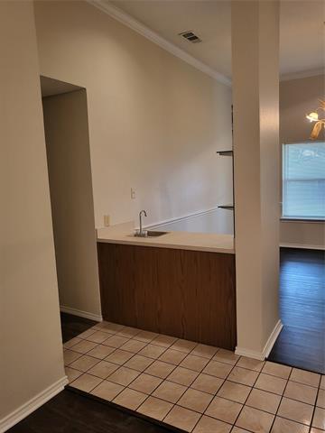 Building Photo - 1905 Libby Ln