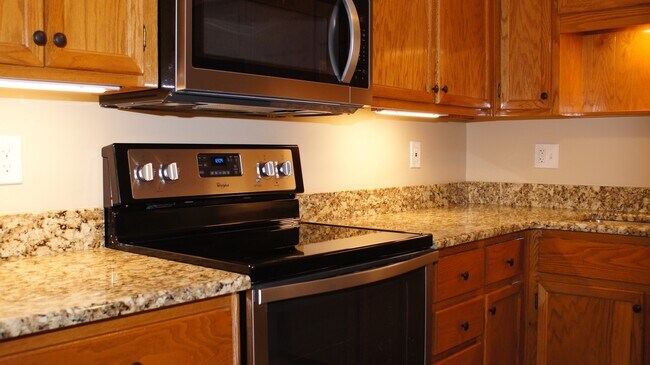 Foto del edificio - 2102 Stephenson Ave SW