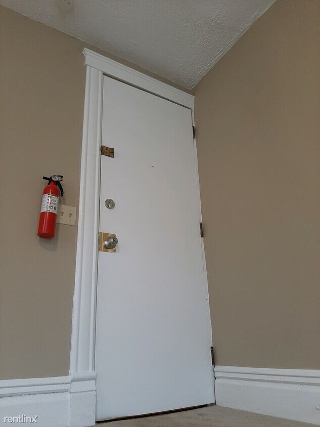 Primary Photo - 1120 Forbes St