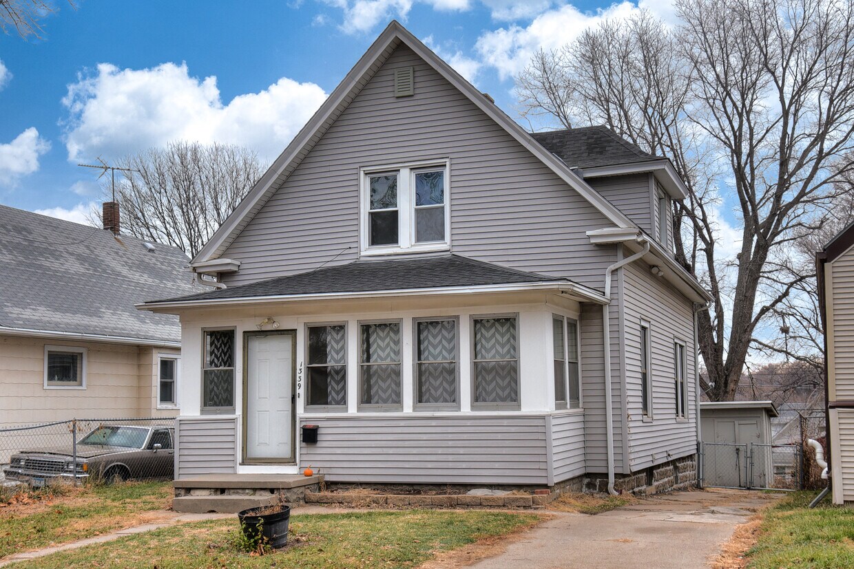 Primary Photo - 1337 S 22nd St