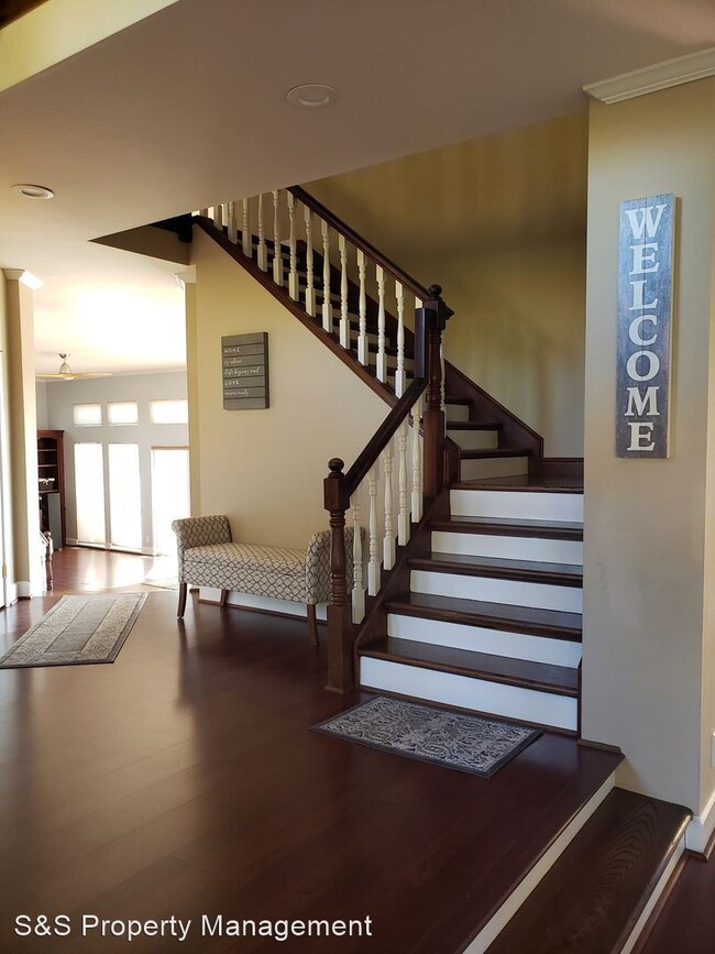Foto del edificio - 5 br, 3 bath House - 241 Cascade Falls Dr.