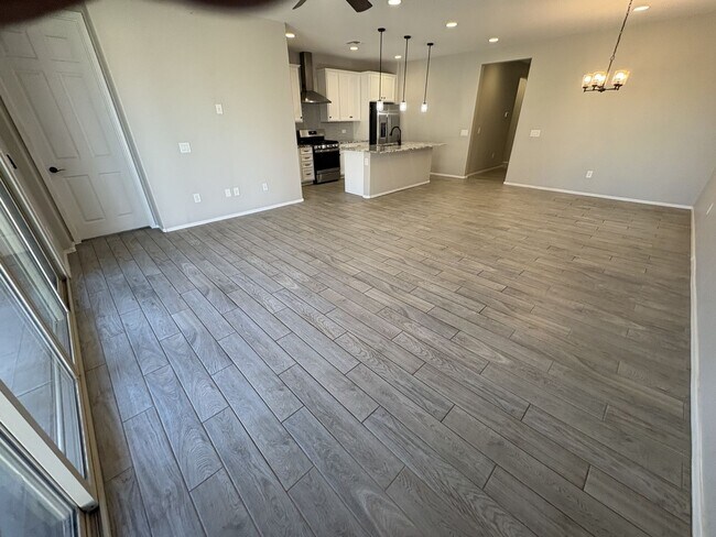 Foto del edificio - Star Valley Beauty 4 bedroom two bath built in 2023