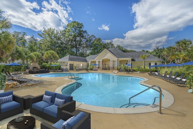 Building Photo - Walden at Chatham Center