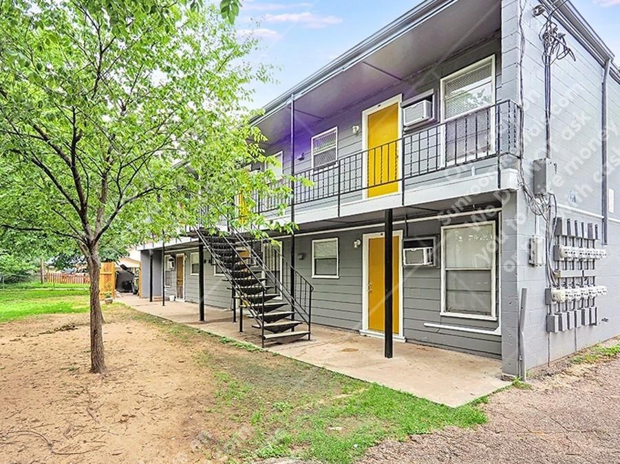 Foto principal - 903 Springdale Rd