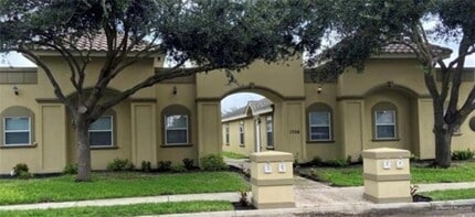 Building Photo - 5 W Bronze Ave