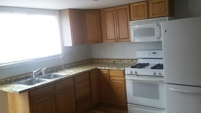 Foto del edificio - 218 N Ash St