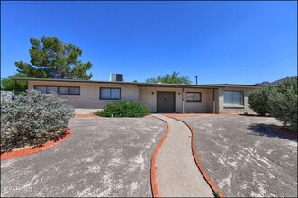 Building Photo - 3807 Waymore Dr
