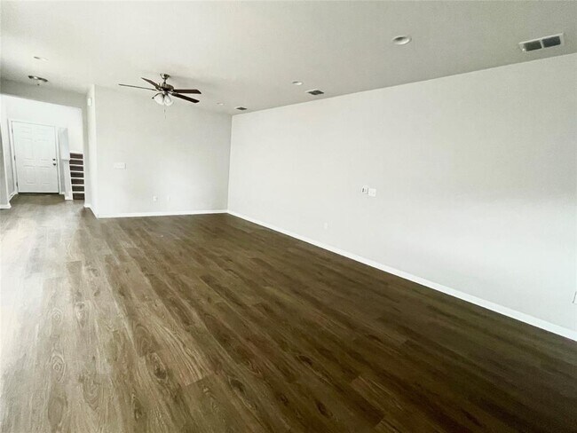 Foto del edificio - 10004 Dawn Pearl Dr