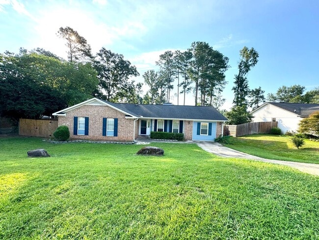 Building Photo - 308 Candlewood Dr