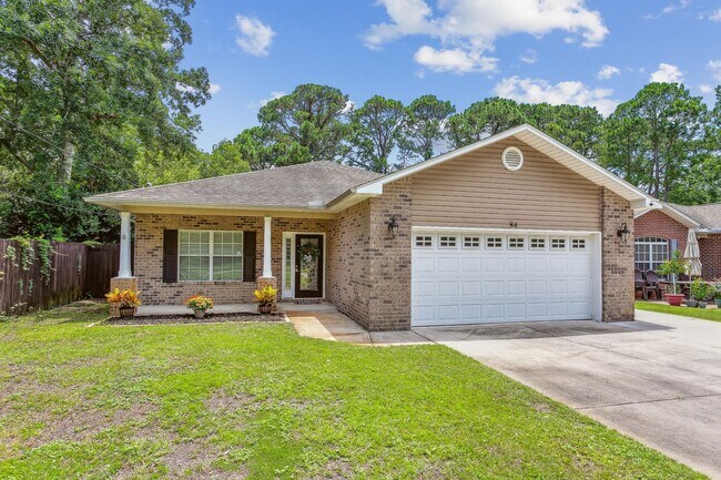 Building Photo - Four Bedroom with Outdoor Kitchen in Shalimar