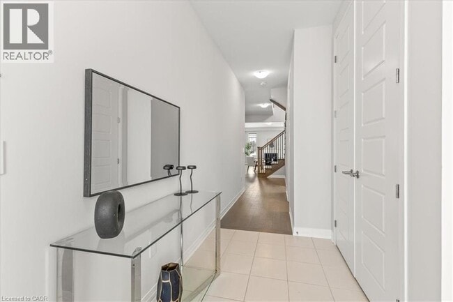 Photo du bâtiment - 478 Robert Woolner St