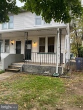 Building Photo - 425 Taylor St