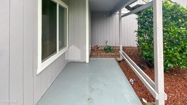 Building Photo - 3 br, 2 bath Triplex - 8950 Rancho Grande ...