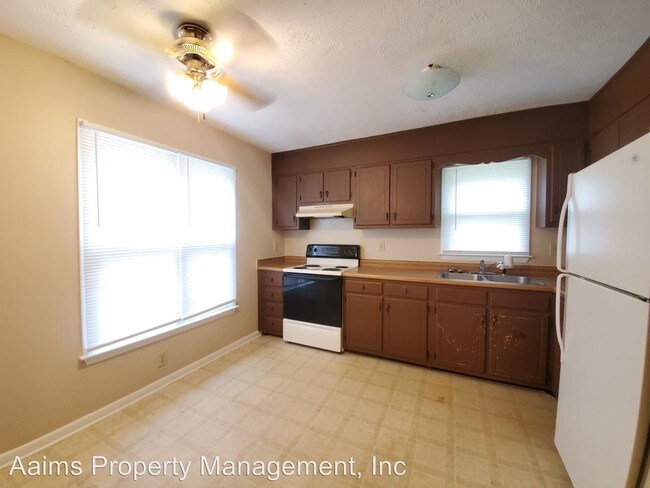 Foto del edificio - 3 br, 2 bath House - 1116 Strathdon Ave.