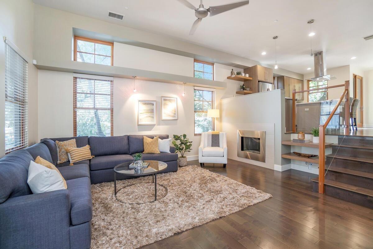 Foto principal - 349 B St