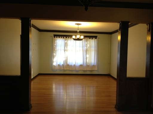Building Photo - 508 S Cedar St