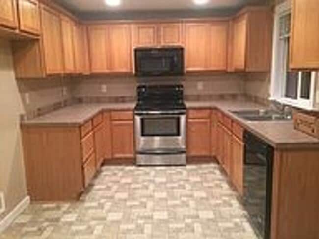 Building Photo - Great home in Clover Ridge neighborhood