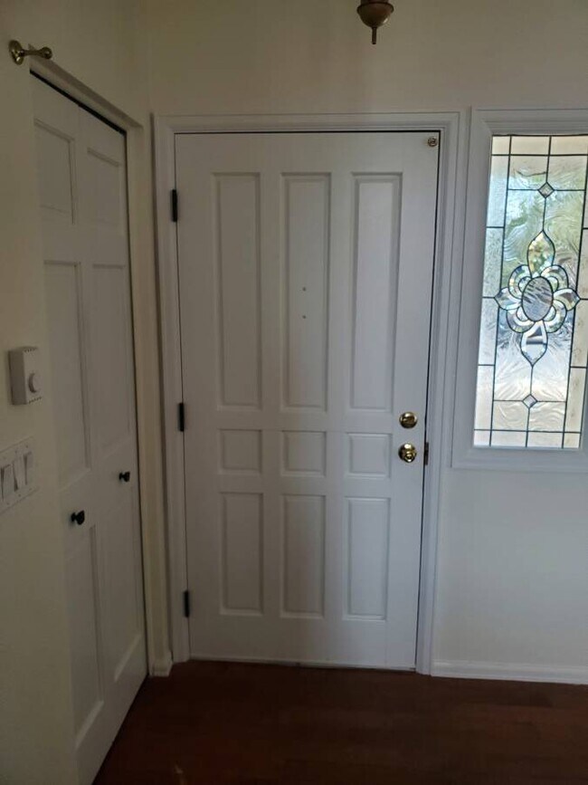 Foto del edificio - 2216 S Eagle Ct