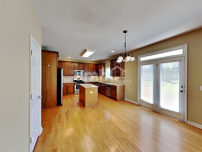 Building Photo - 51 Horseshoe Ct