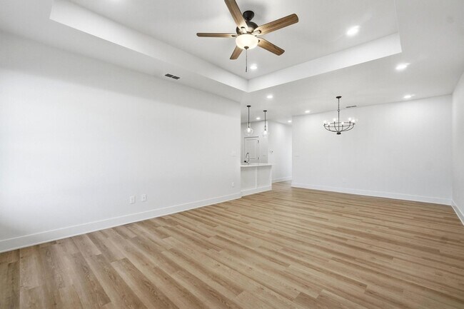 Foto del edificio - 6517 Inverness St