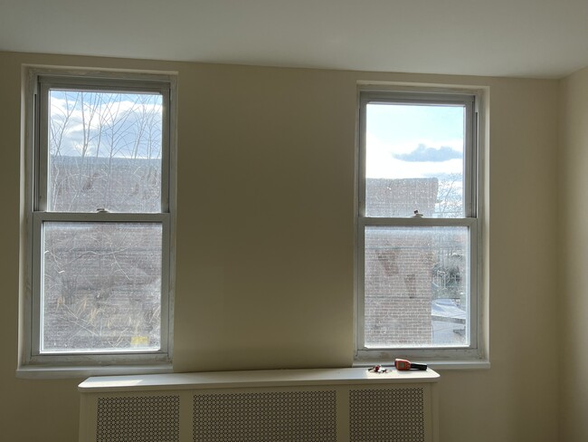 Building Photo - 3219 McElderry St