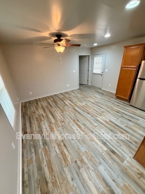 Foto del edificio - 306 S Elm Ave