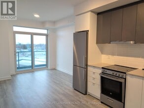 Building Photo - 50 Upper Mall Wy