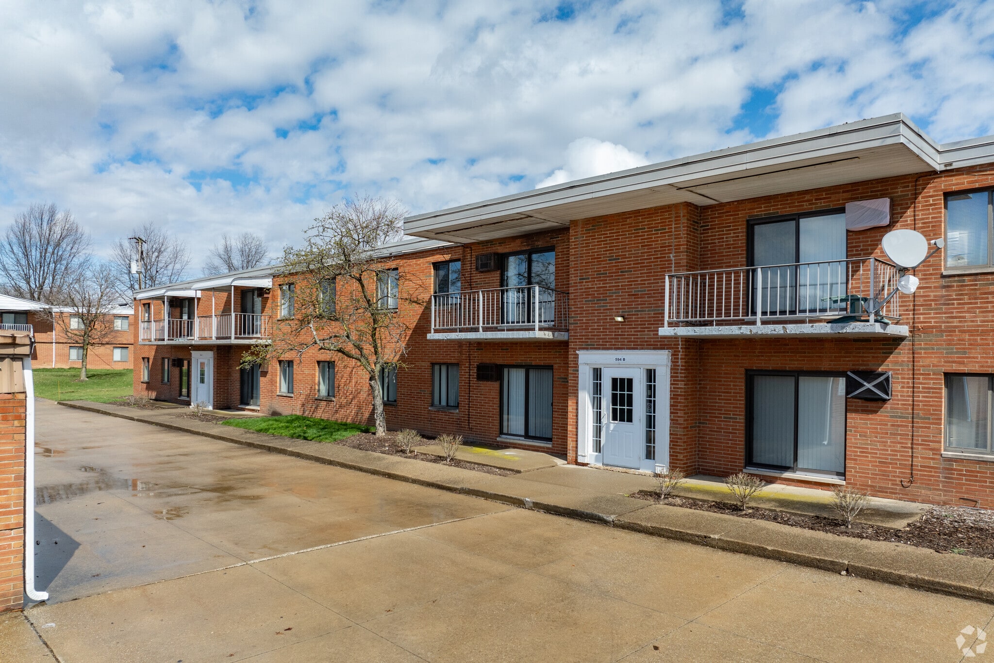 Colony Club – photo 1 of 47