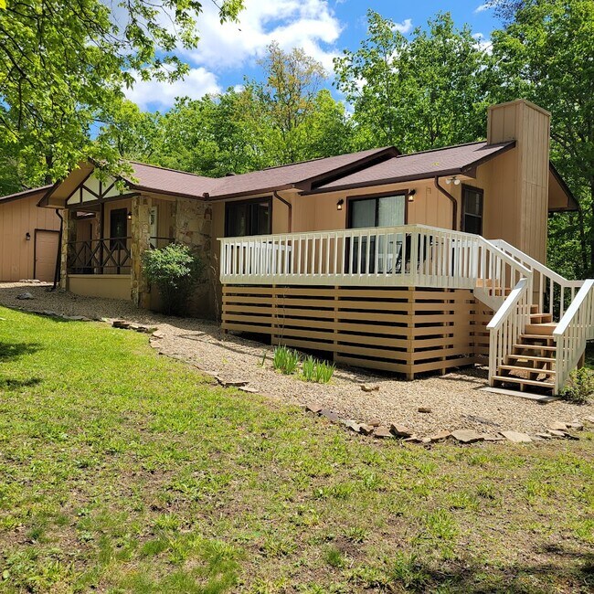 Building Photo - 269 Kingsdown Dr