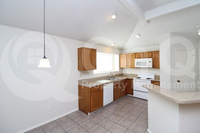 Building Photo - 311 Lemon Dr