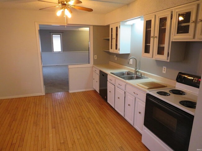 Foto del edificio - 413 W Harrison St