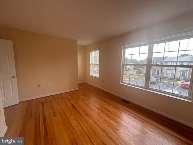 Foto del edificio - 313 Barrington Ln