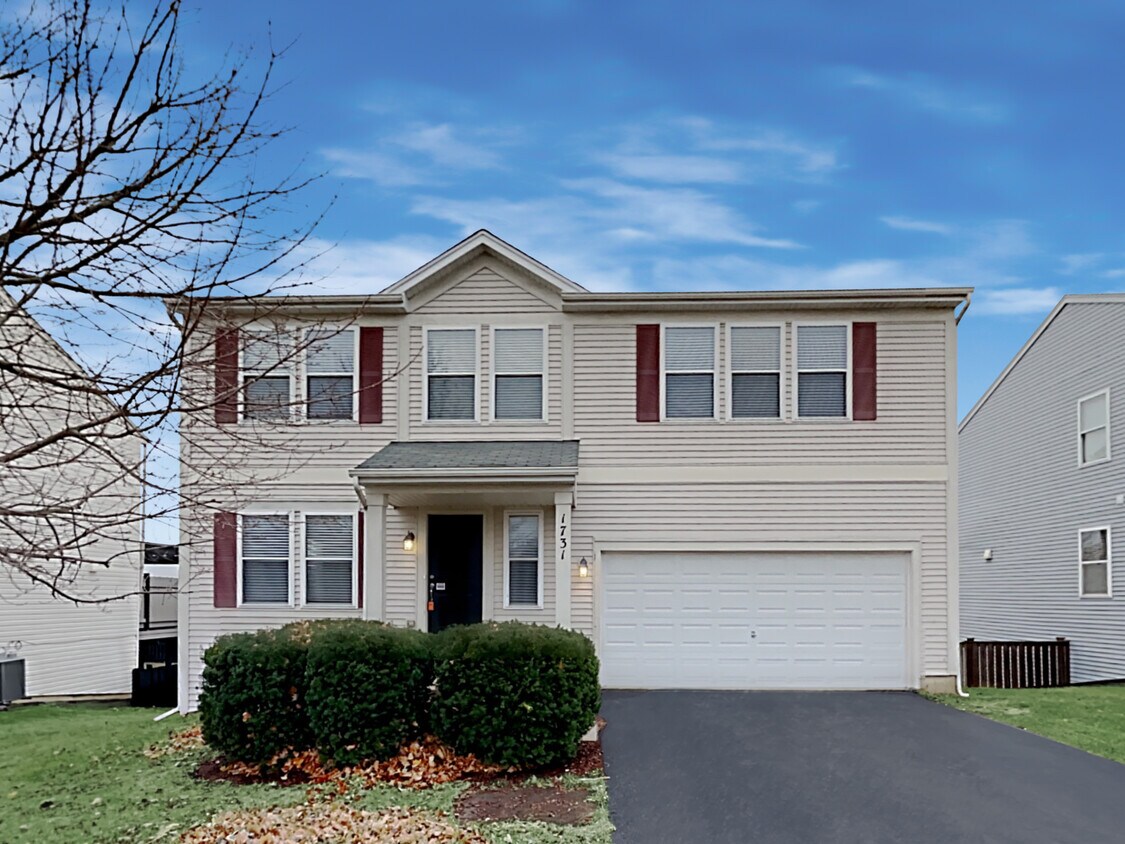 Primary Photo - 1731 Ivy Court