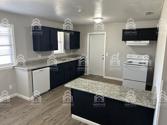 Foto del edificio - 4730 Eden Ln