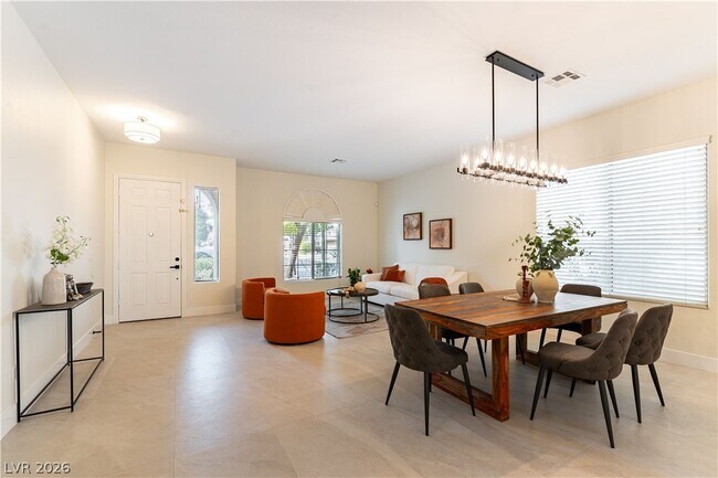 Foto del edificio - 9632 Staff Ln