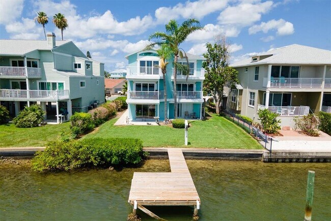 Foto del edificio - 2507 Bay Blvd