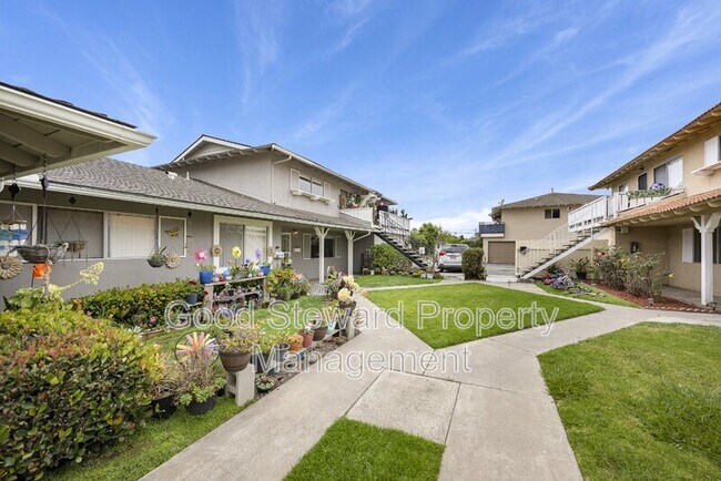 Building Photo - 16721 Bartlett Ln