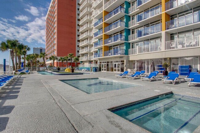 Building Photo - 1708 N Ocean Blvd