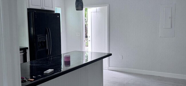 Foto del edificio - 731 46th St