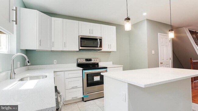 Foto del edificio - 1753 N Croskey St