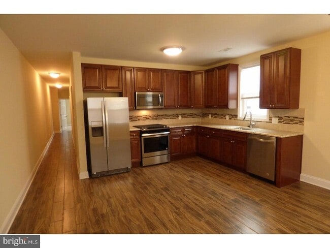 Building Photo - 574 Haddon Ave