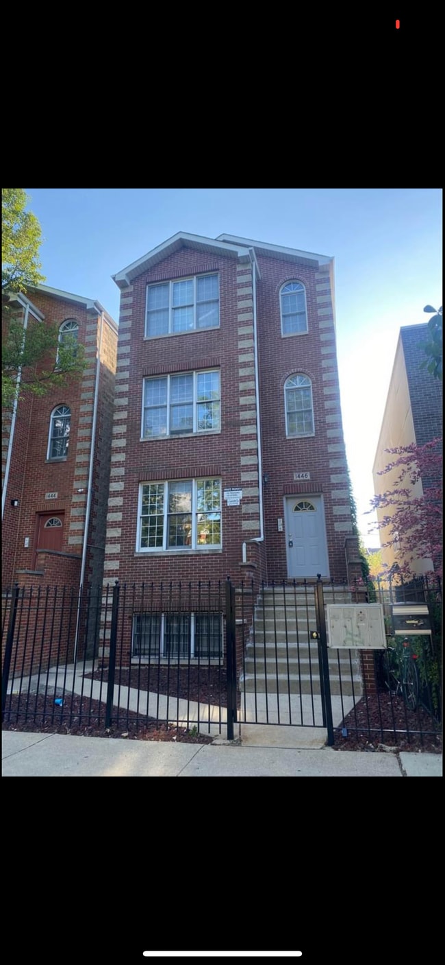 Building Photo - 1446 N Campbell Ave