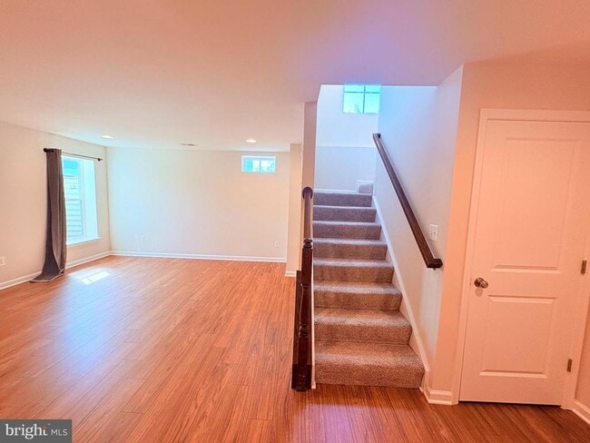Building Photo - 1071 Coastal Ave