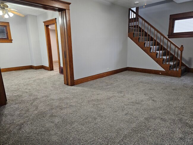 Foto del edificio - 1098 Big Falls Ave