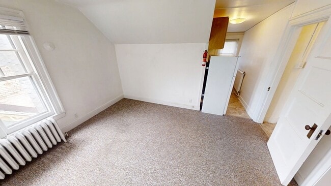 Photo - 105 N Adams St Apartment