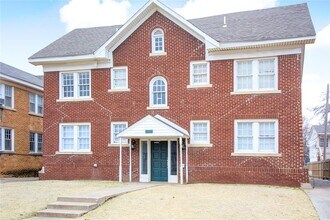 Building Photo - 437 NW 26th St